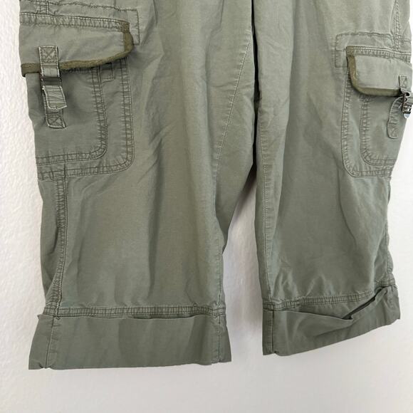 Vintage Faded Glory Womens Green Cargo Capri Pant Cuffed Utility Outdoor Size 16 - Picture 8 of 10